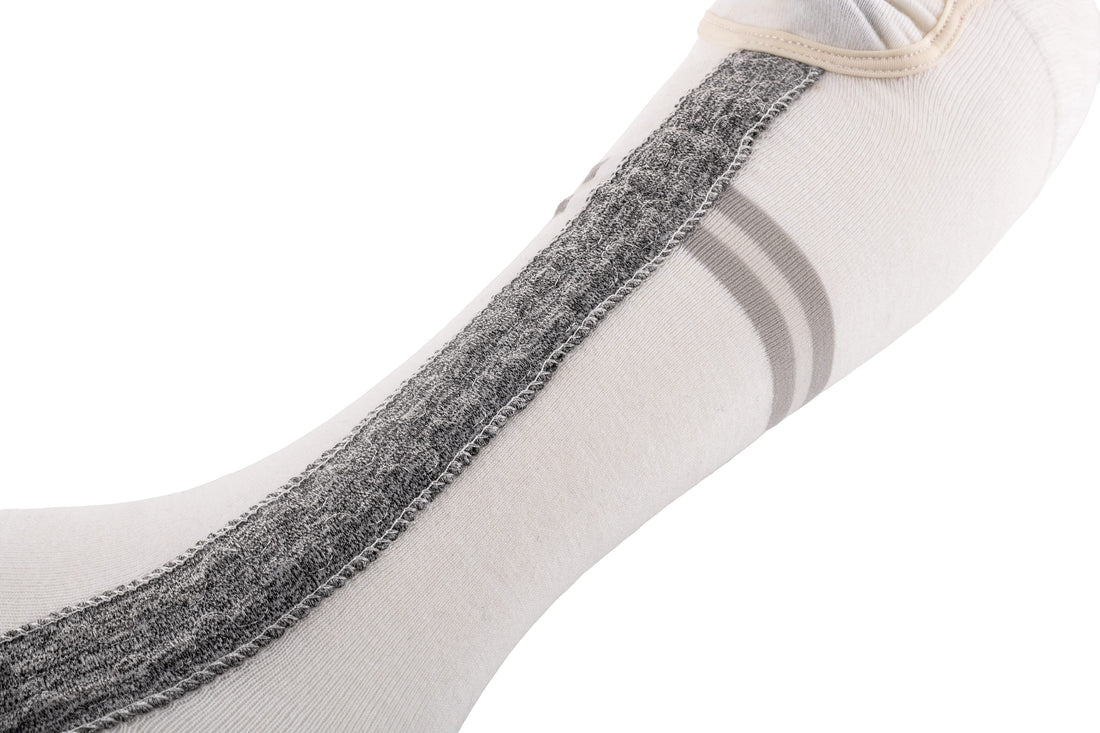 Chaussettes Chauffantes - Aerowhite | USB-C - Édition Sports d’Hiver | Fines & Résistantes